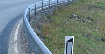 Nytt autovern langs vei